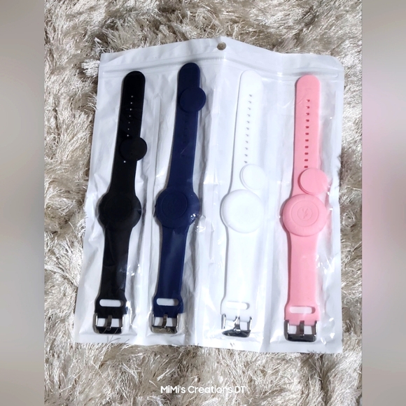 Waterproof Airtag Bracelet for Kids (4 Pack), Soft Silicone - Picture 1 of 2